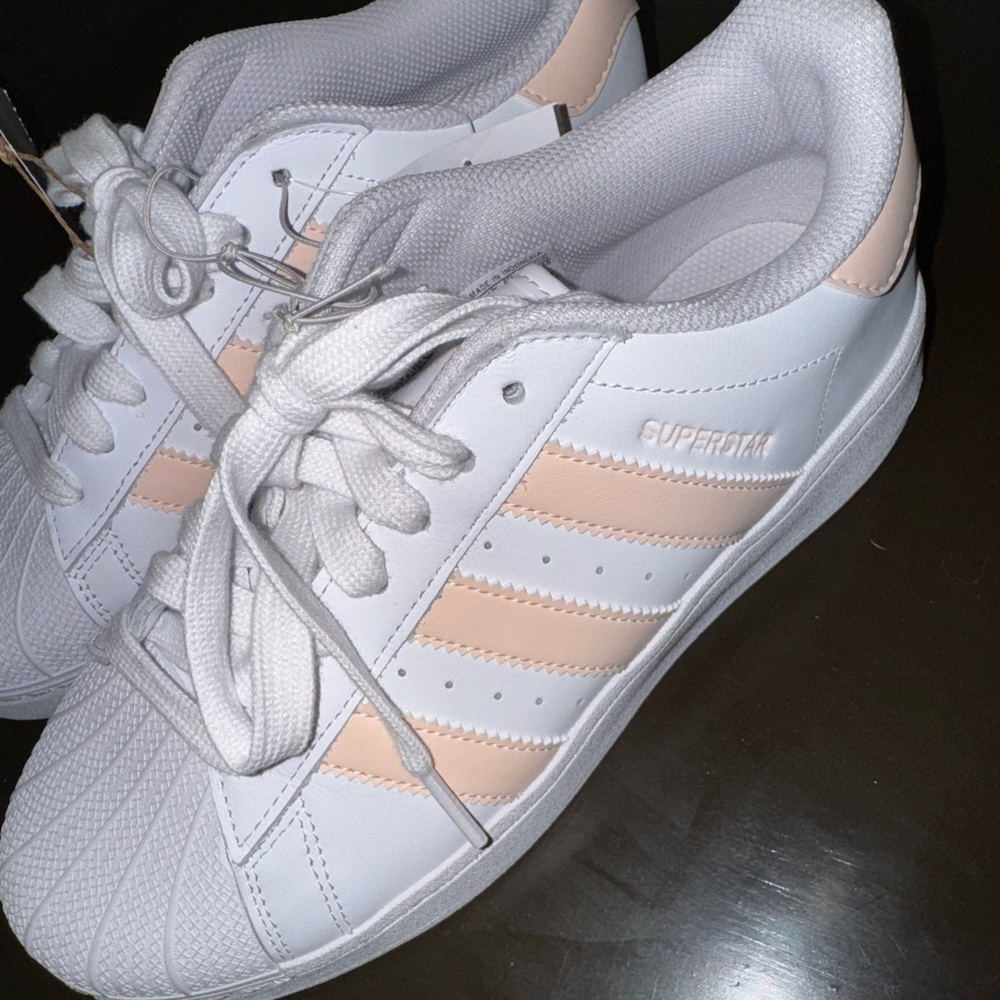 Leaving today‼️adidas White and Light Peach Superstar XLG W